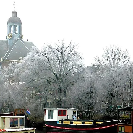 Houseboat Concordia