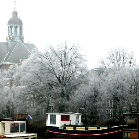 Houseboat Concordia Bed & Breakfast 3*